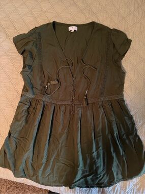 True Craft Olive V-Neck Tie-Front Peasant Tunic